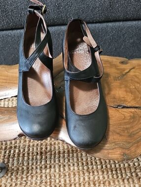 Women’s Black Mary Jane Style Ankle-Strap Clogs